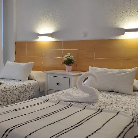 Camelias Apartahotel *