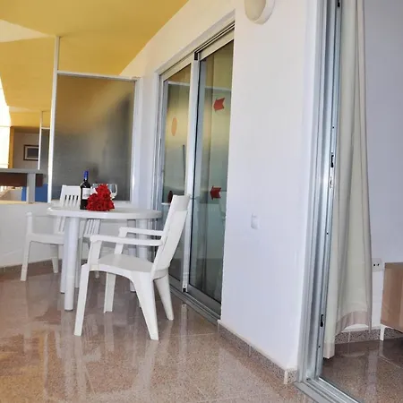 Camelias Apartahotel *
