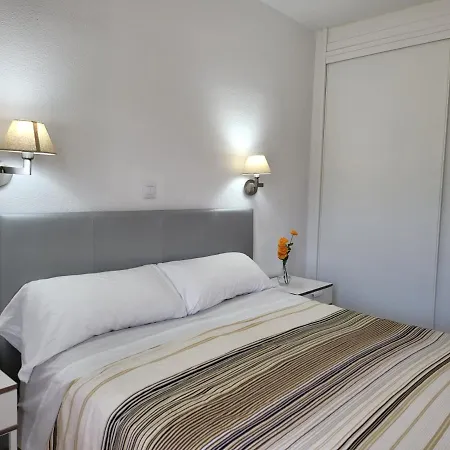 Apartahotel Camelias