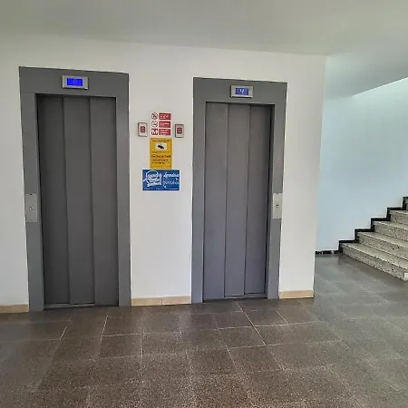 Camelias Apartahotel